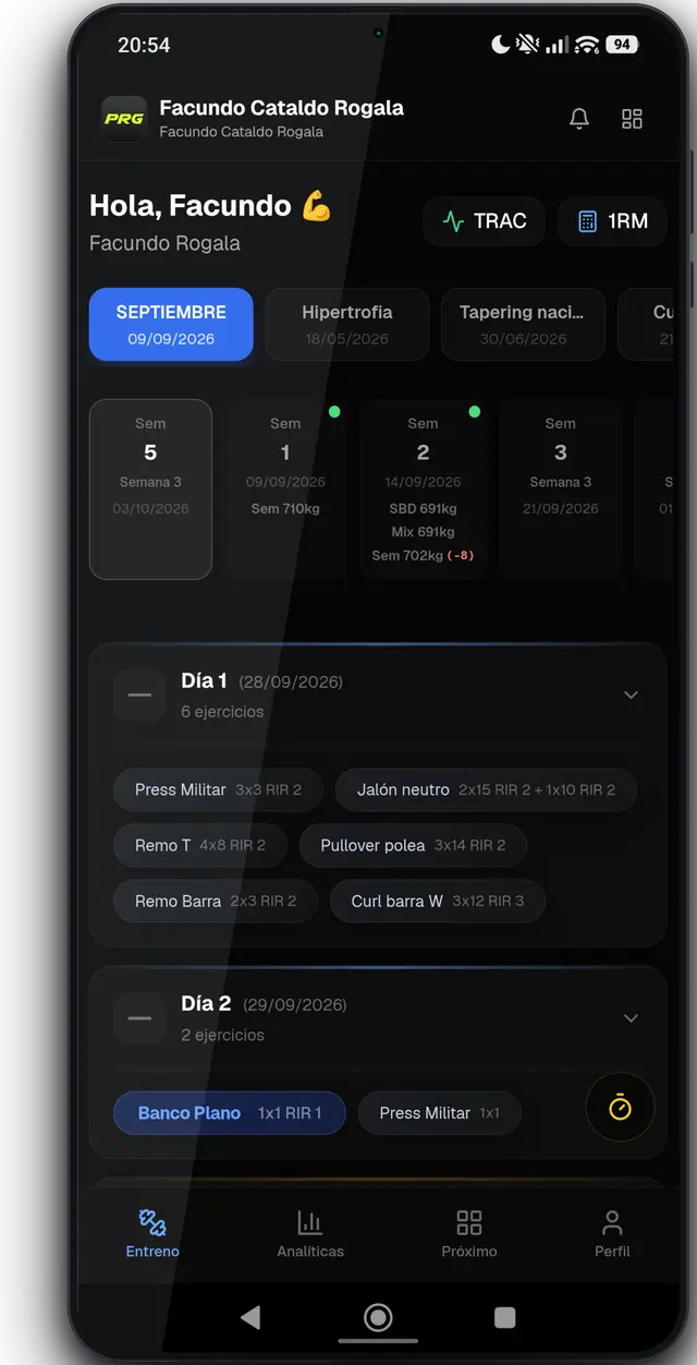 App del atleta en el celular, con los bloques, la semana y los días